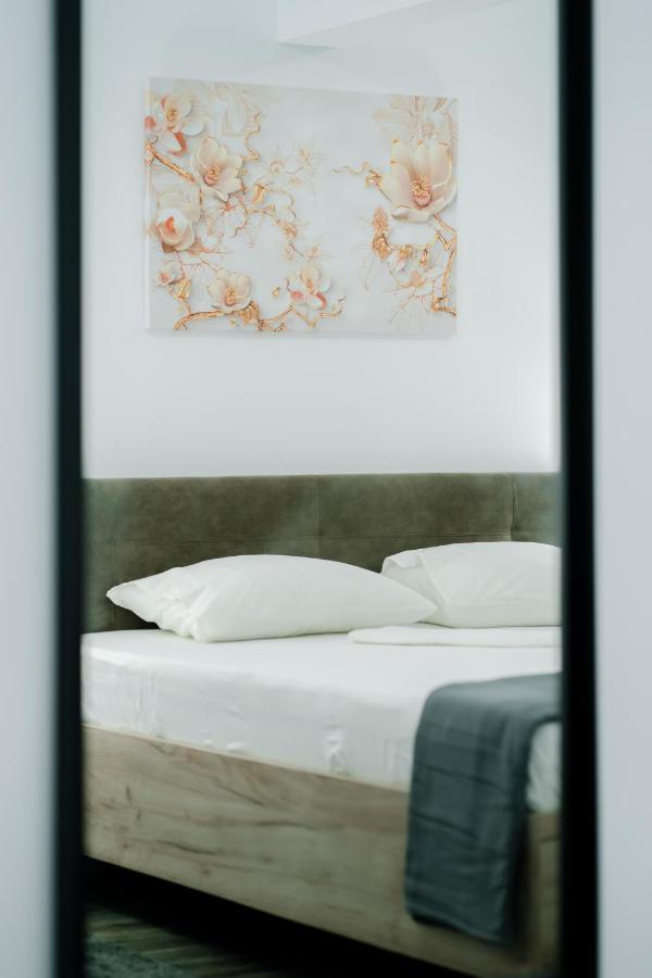 בוקרשט Mavie Apartment Boutique מראה חיצוני תמונה